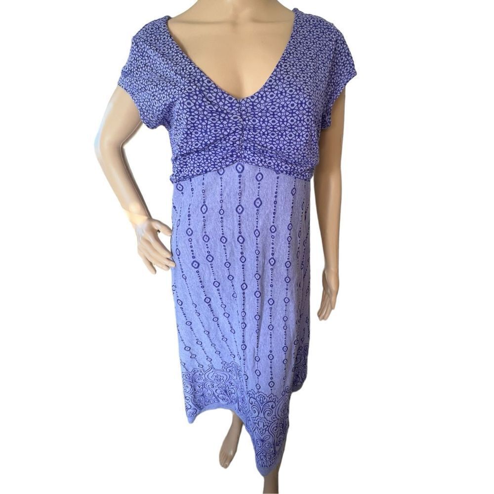 Athleta Purple Geometric Patterned Long V-Neck Short Sleeve Dress